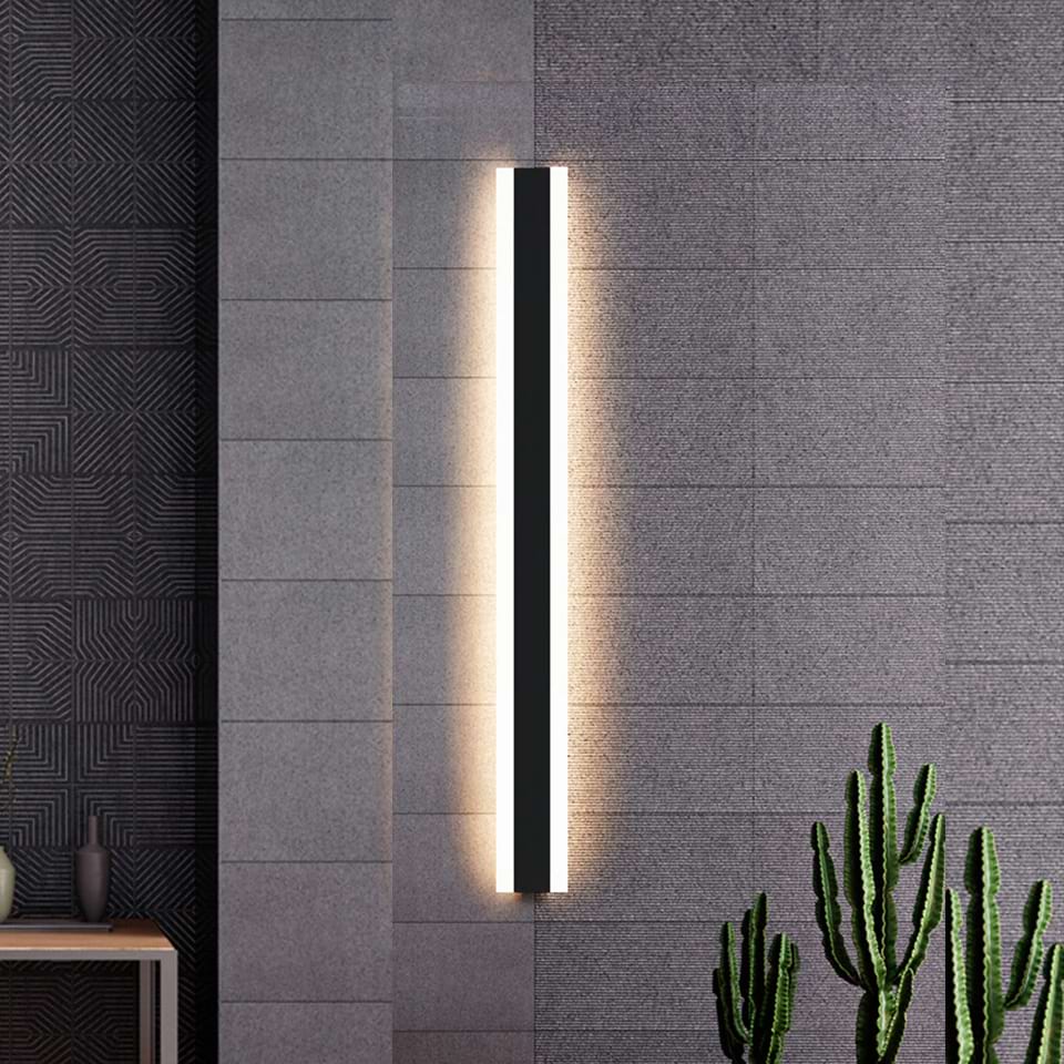 Haylen Waterproof Wall Light